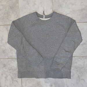 Women’s grey athleta crewneck